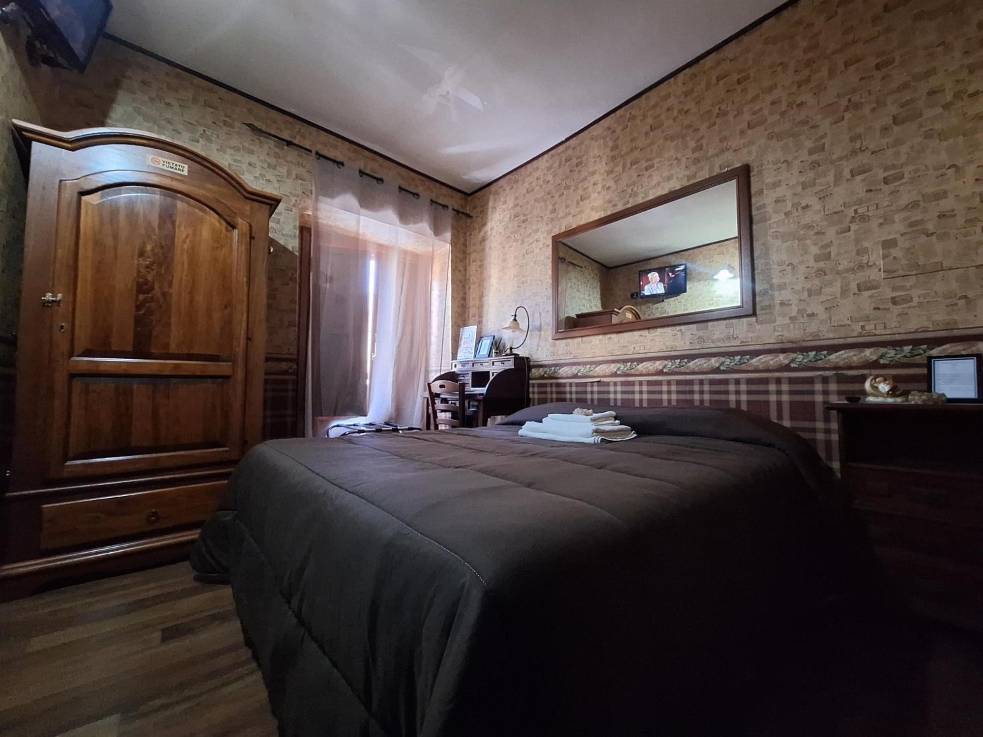 Portella Delle Fate Sora Bagian luar foto